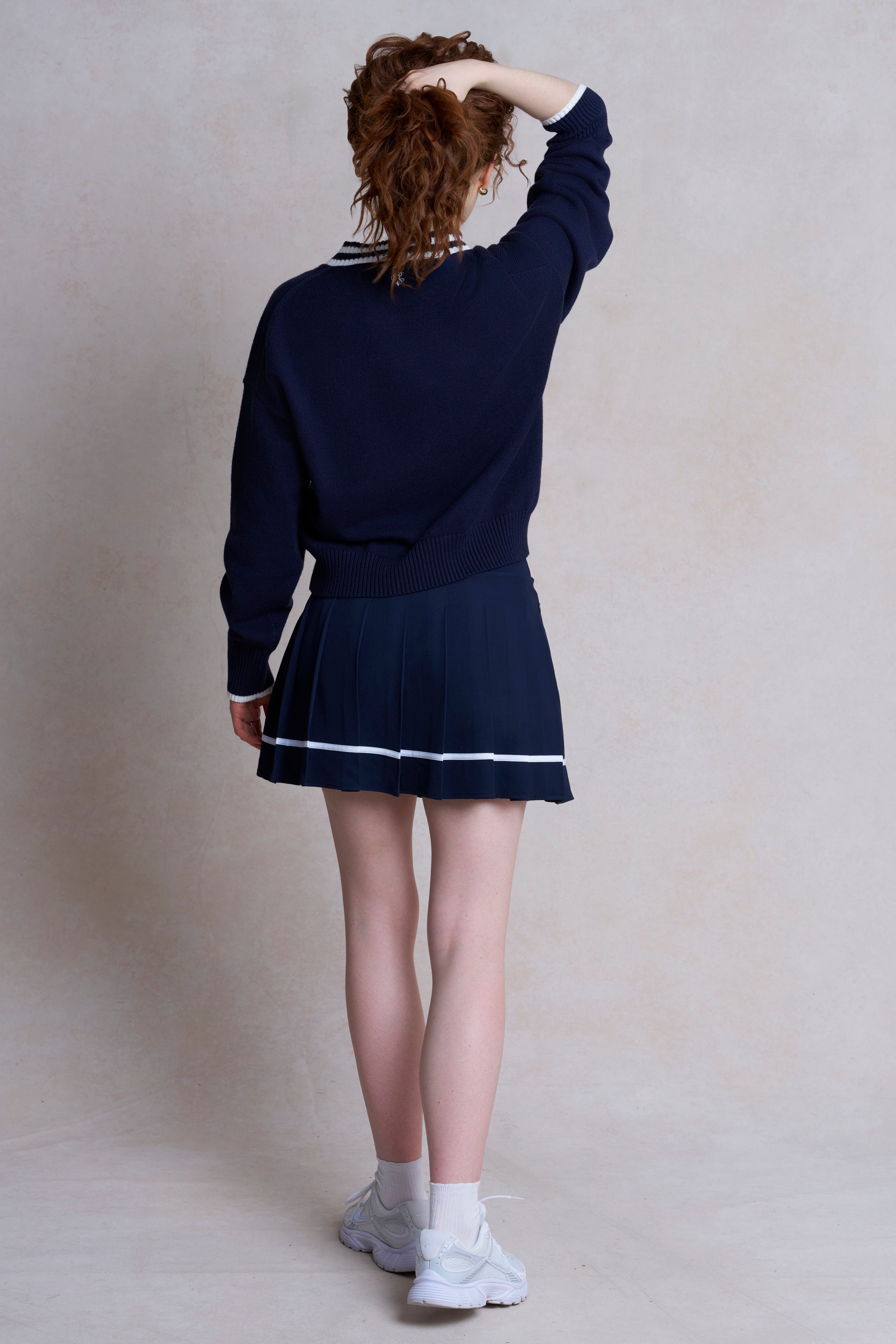 Betty V-neck Jumper