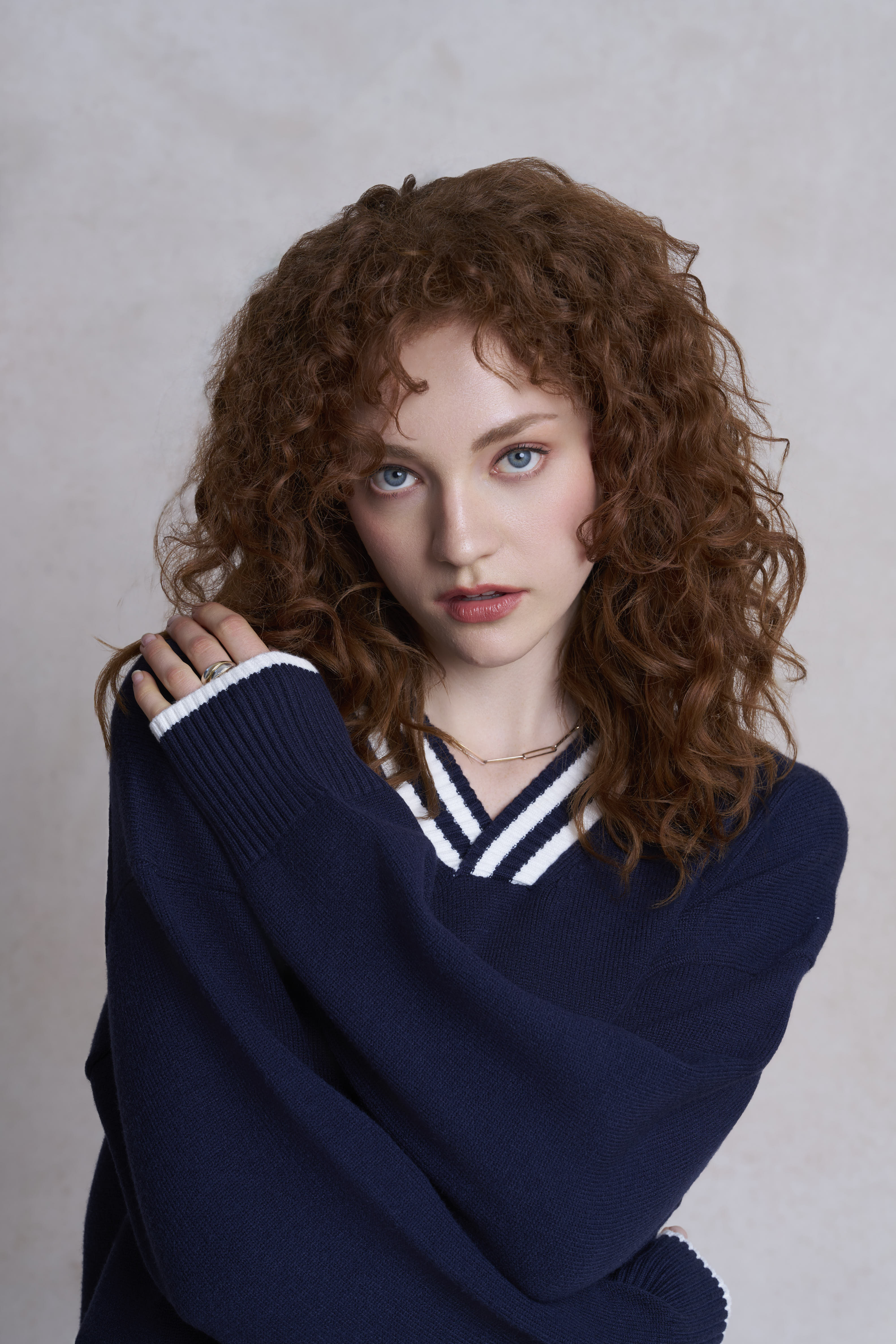 Betty V-neck Jumper